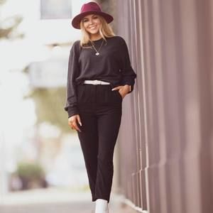 Meet your Posher, Teralin